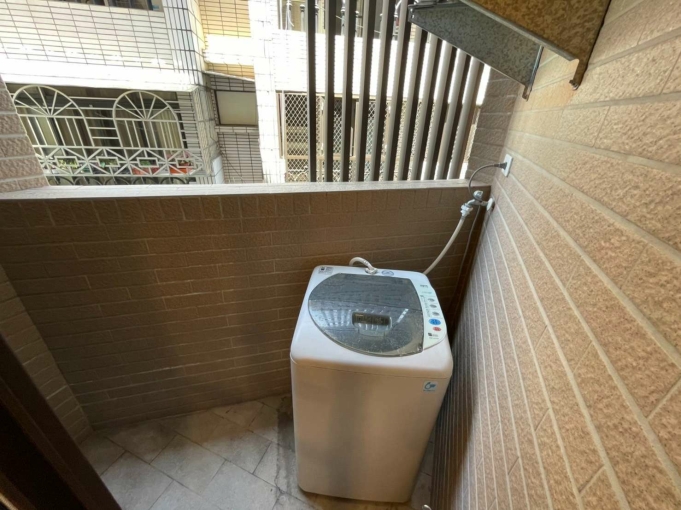✔流理台✔陽台獨洗✔衛浴開窗✔第五市場✔台中醫✔忠信國小（第5張）