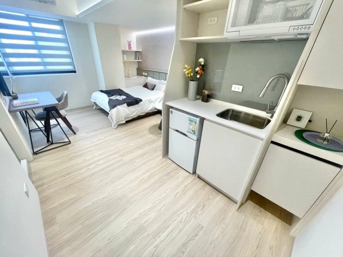 🌱南區全新｜可雙租補可貓｜超美裝潢｜室內機車汽車位🌱 - Image 1