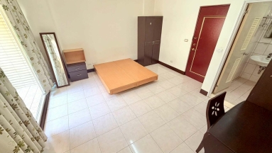 走路就到靜宜大學💎超便宜套房💎共用洗衣機💎獨立陽台💎步行5分鐘北市商圈（第6張）