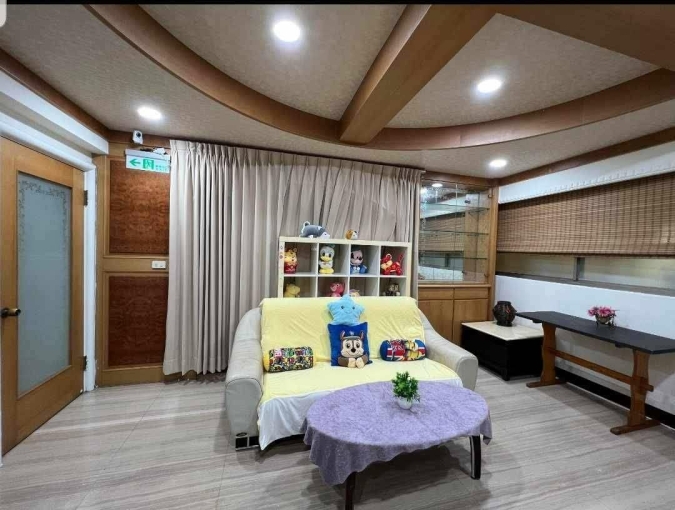 《林口扶輪公園.昕境廣場國賓影城》VIP 1F , 最佳休憩處! - Image 1