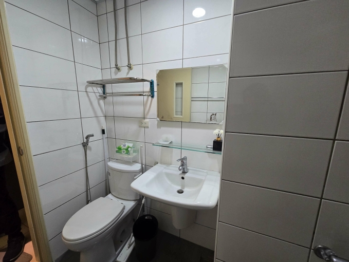 ❤下樓就是一中街❤近一中／台體／可租補／系統櫃／乾濕分離（第11張）