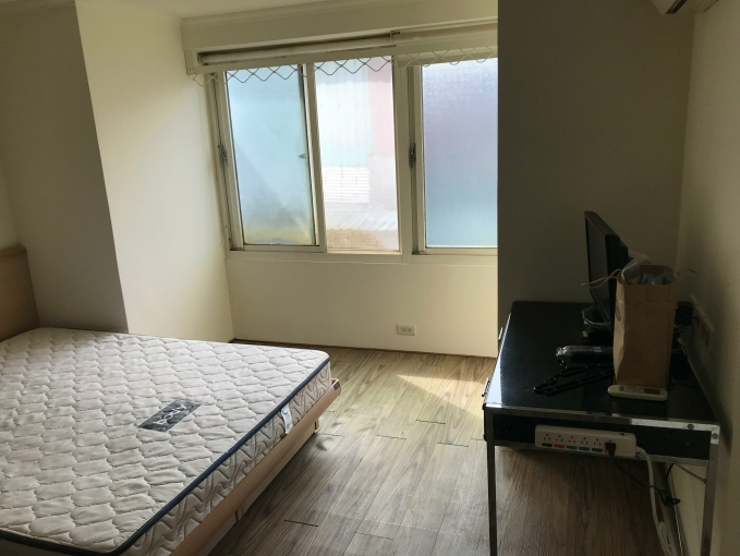 松山車站後山埤捷運五分埔商圈（第8張）