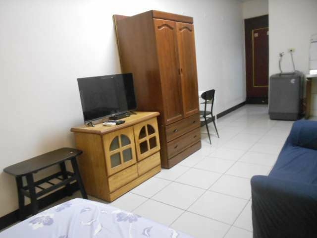 免仲介費 近桃園火車站及市政府公寓3樓網路大套房出租 只付電費（第3張）