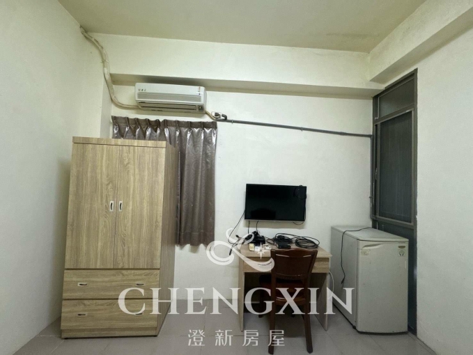 🎉高翠路超夯地段〰️有電梯〰️超低租金〰️分離式冷氣〰️飲水機〰️垃圾集中🎉 - Image 2