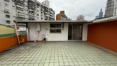 超大一房二廳，近永春捷運站，附瓦斯爐可炊！（第1張）