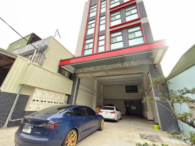 ⚡稀有釋出｜近幼獅交流道｜氣派門面全新挑高SRC廠辦📦🚛（第11張）