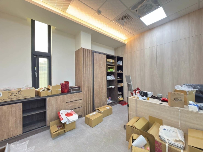 ⚡稀有釋出｜近幼獅交流道｜氣派門面全新挑高SRC廠辦📦🚛（第7張）