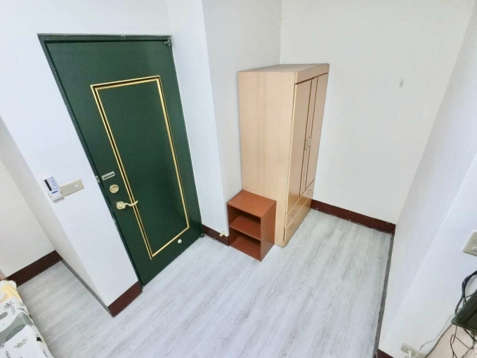 精誠商圈✨可租補✨陽台獨洗✨衛浴開窗✨好地段吃喝最方便💖（第5張）