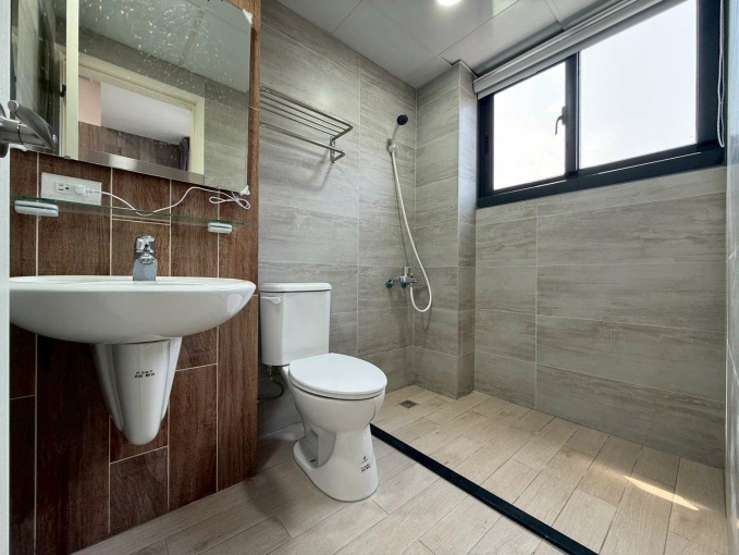 🔥南屯整棟全新電梯🔥可租補流理台🔥飲水機子母車🔥近烏日高鐵（第5張）