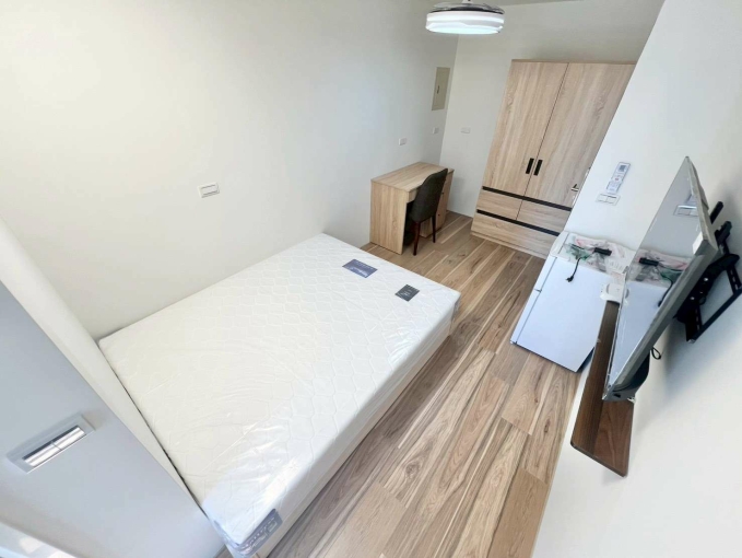 粉紅百事是草莓口味💕陽台獨洗✨可租補✨近逢甲 水湳💕宇你相見（第1張）