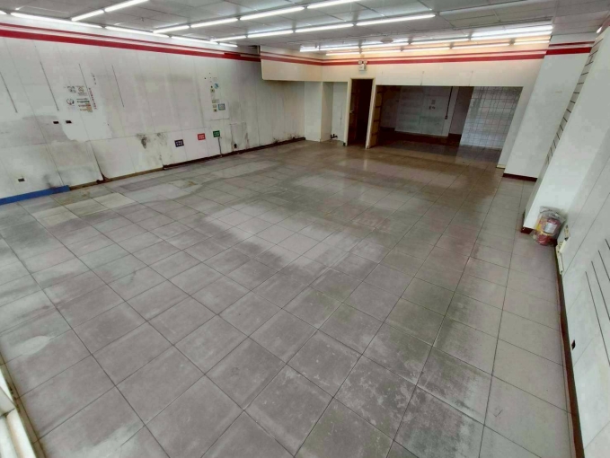 租客勞基法免費諮詢💖❤️大里修平科大/台水電/面寬6米6/工業區黃金店面 周圍車好停（第2張）