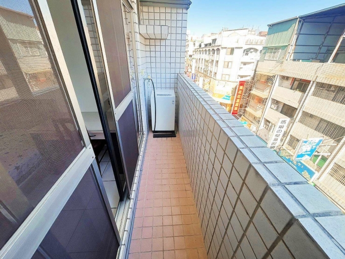 🔥南屯可寵套房🔥電梯陽台獨洗🔥子母車🔥近審計新村 - Image 3