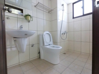 勤益科大✔電梯陽台套房🎉可報稅入戶籍 - Image 15