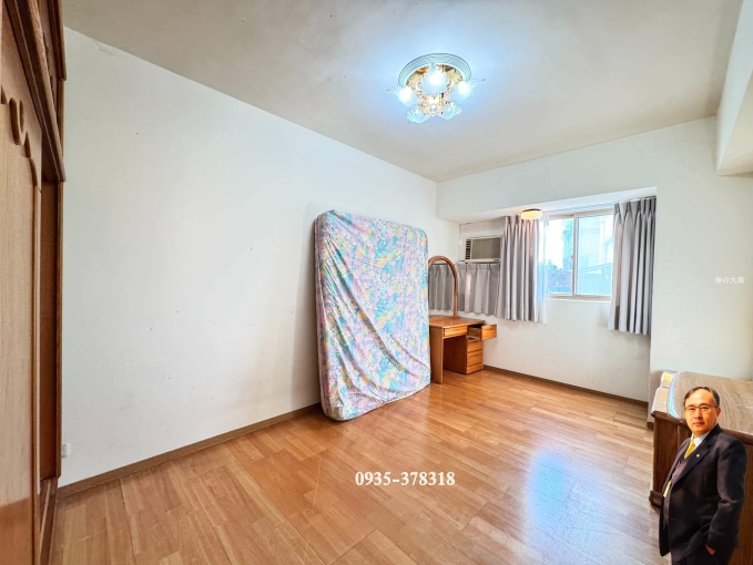 租-中國醫-四房附車位*24小時管理-傢俱家電全(含管含車)（第6張）