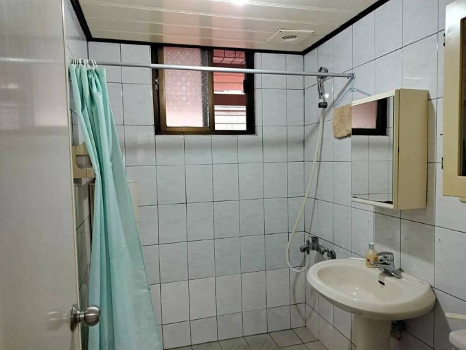 光明國中溫馨美2房~家具電全配~衛浴開窗 - Image 3