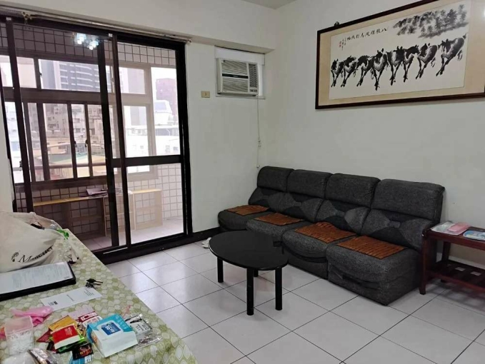 光明國中溫馨美2房~家具電全配~衛浴開窗 - Image 5