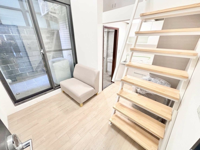 🧡請加賴🧡全新電梯🧡稀有樓中樓🧡租屋補助🧡陽台獨洗🧡流理台🧡（第1張）