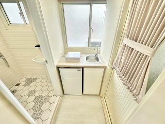 🔥西區陽台獨洗🔥電梯套房🔥流理台飲水機子母車🔥走路中護（第5張）