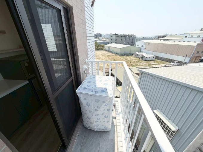 🧡請加賴🧡全新電梯🧡租屋補助🧡陽台獨洗🧡流理台🧡乾溼分離🧡代收包裹🧡（第13張）