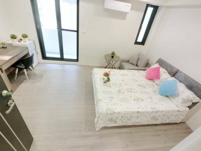 一中❤️陽台洗衣機❤️沙發❤️（第4張）