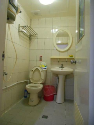 免仲介費 中壢市區延平路旁電梯6樓獨立式網路大套房出租 - Image 5