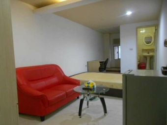 免仲介費 中壢市區延平路旁電梯6樓獨立式網路大套房出租（第2張）