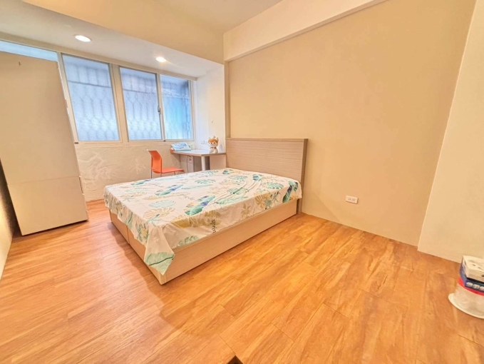 🏡西屯🏡可租補🏡乾濕分離🏡採光佳🏡獨洗曬🏡通風佳🏡木頭地板（第1張）