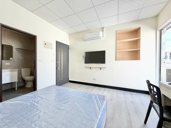 高鐵5分鐘🏅台水電🎀一層兩戶🔆陽台獨洗曬（第9張）