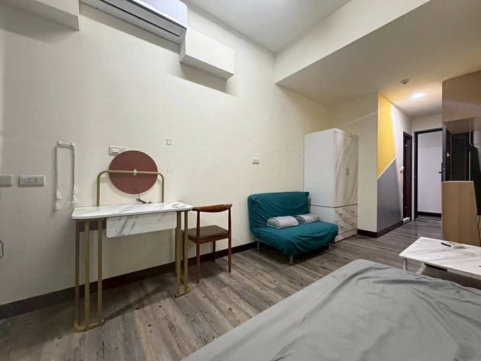 傑出租屋/站前稀有陽台獨洗,可補助 - Image 3