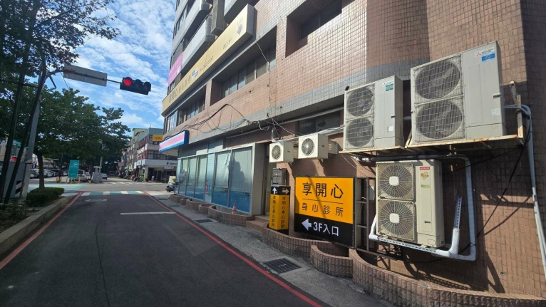 豐原水岸花都三面臨路金店面（第2張）