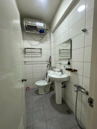 近勤美向上商圈超大空間獨洗曬優質套房#可租補（第4張）