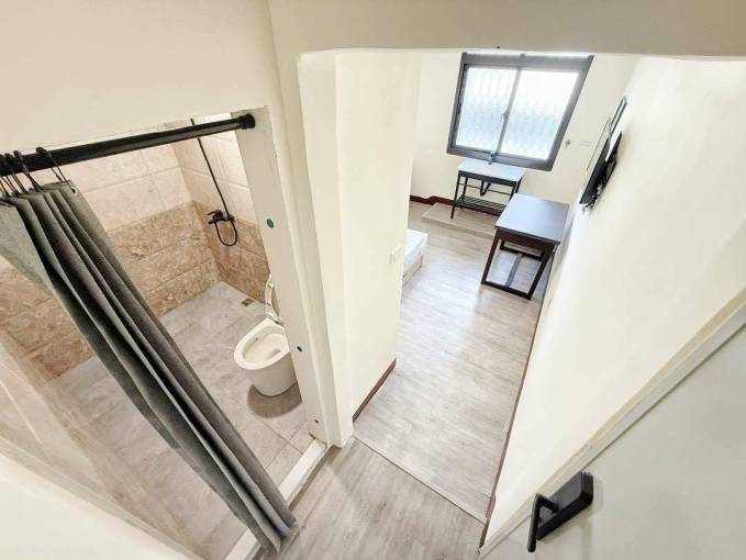 蓁心推薦💖北屯區可租補可貓咪友善水湳商圈全新整理高貴至上傢俱電全配多間可選擇爬樓梯套房(第1張)