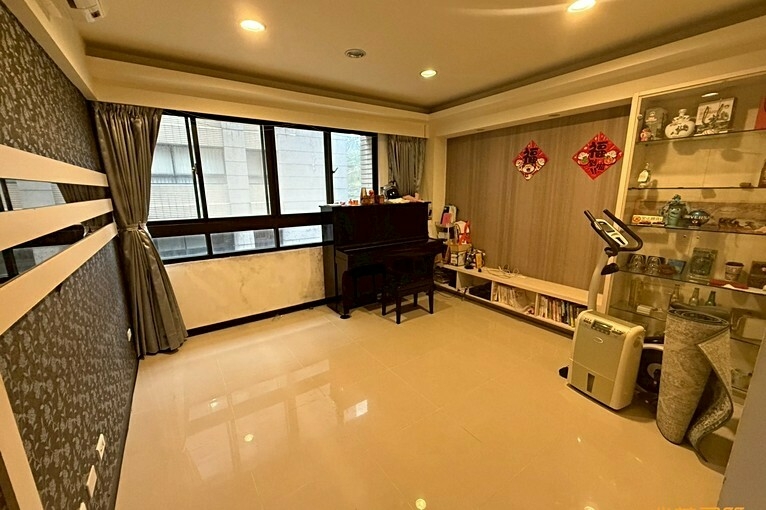 兆基社會住宅🏠⛳️~普羅旺世社區~稀有電梯大三房⛳️（第1張）