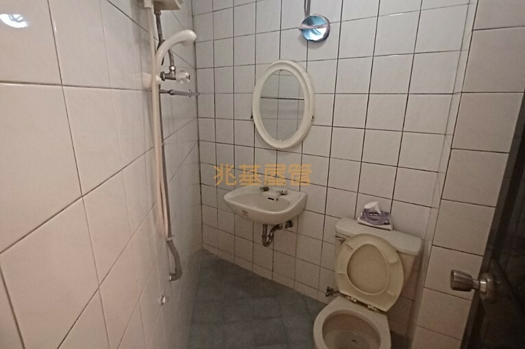 兆基社會住宅🏡廟口附近寧靜稀有大三房~⛳️（第15張）