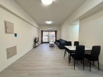 客運園區英堡日朗全新邊間三房車（第1張）