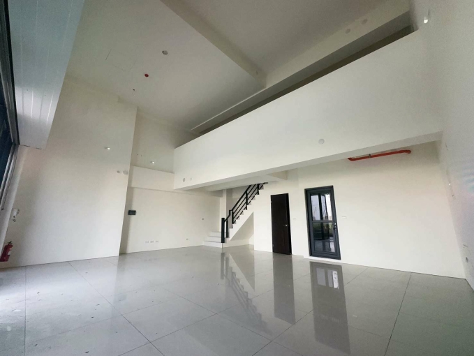 九份子-面寬8米店面-文武百市-角窗（第11張）