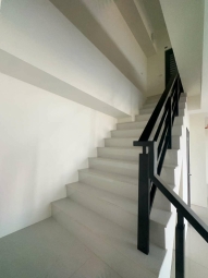 九份子-面寬8米店面-文武百市-角窗（第9張）