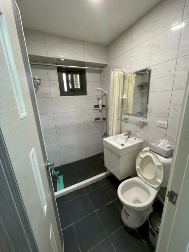 西裝快皺掉了✨可租補✨陽台獨洗💕近火車站 lalaport⚡宇你相見（第7張）