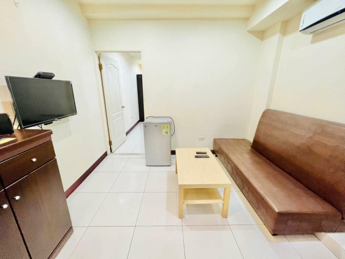 超扯✨套房價租兩房✨可戶籍✨陽台獨洗✨近文心崇德捷運站（第3張）