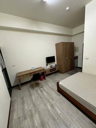 🏡豐原稀有大陽台套房🏡近豐原署立醫院旁/南陽商圈/南陽國小/可入籍/可租補 - Image 1