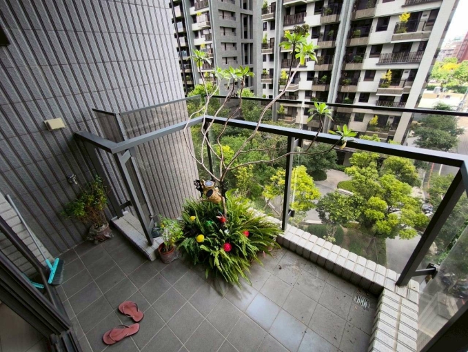 🏡豐原新三房平車🏡國聚之境/近豐原體育場/葫蘆墩公園/前方百坪公園/豐原國中/近豐洲工業區/10分鐘豐原交流道 - Image 1