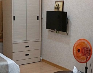 三多商圈][85大樓]溫馨質感套房(可短租)（第7張）