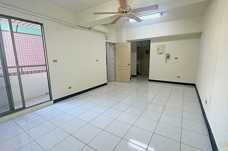 兆基🏡彌陀路低樓層，可租補採光通風佳（第1張）