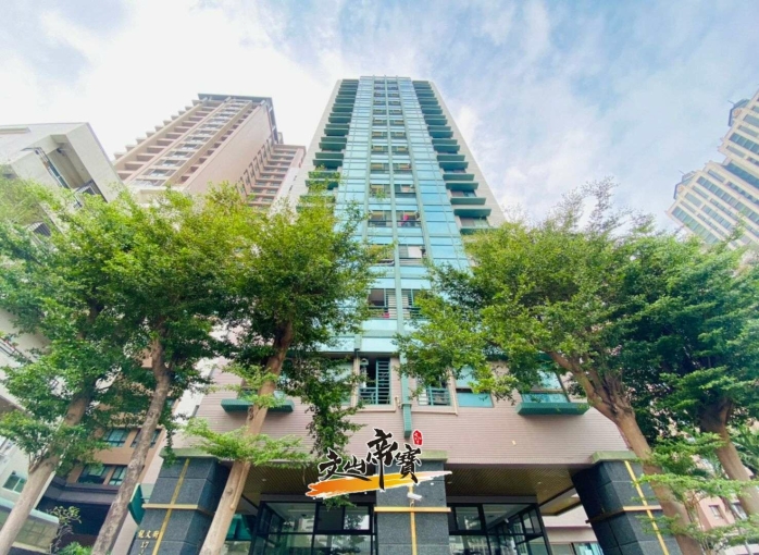 農十六|龍文街|高樓景觀美妝捷運宅🏡 - Image 1