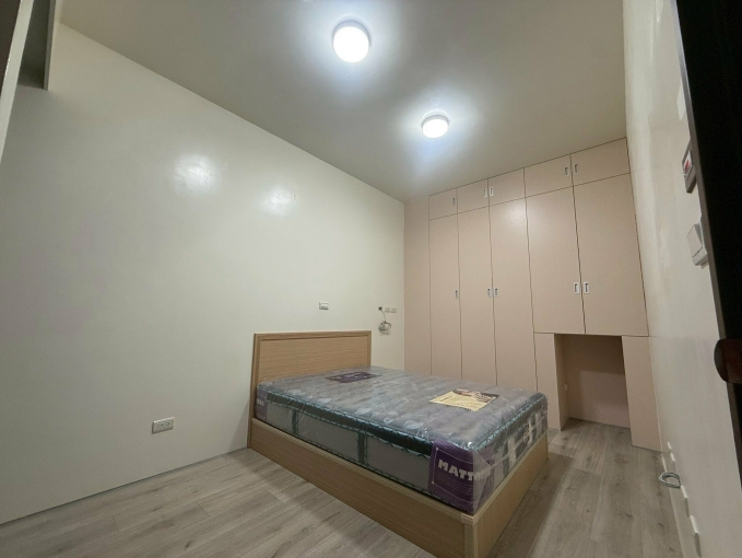 租補🉑東區精品電梯大雅房(近三井Lalaport)(第1張)