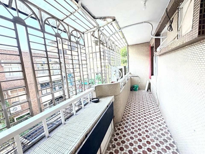 @@士林捷運商圈旁*靜巷採光明亮通風四房(第12張)