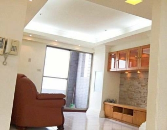 近輕軌站高樓層、三面採光三大陽台、衛浴開窗含車位（第1張）