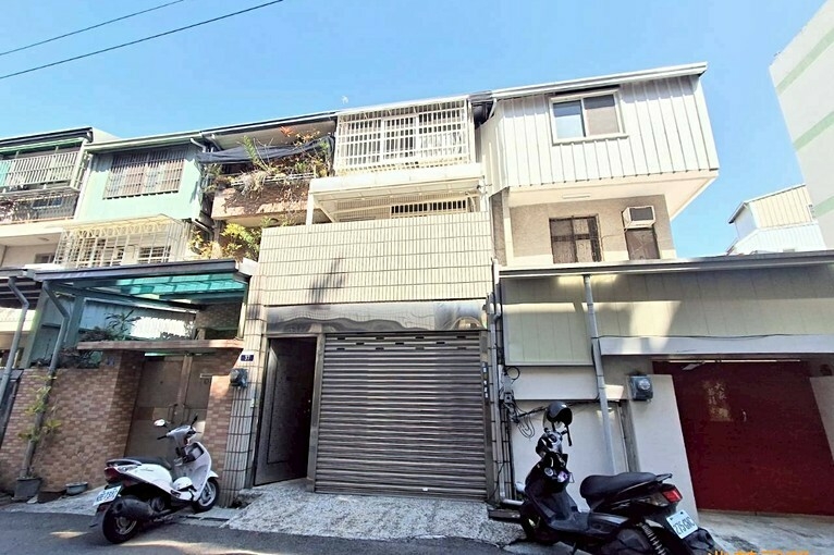 兆基社會住宅🏠水湳透天前院停車4房可租補設籍(第1張)