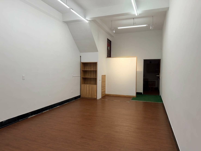 屏東勝利路商圈(大同高中)1樓店面出租（第2張）