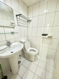 更衣室#大空間#一中旱溪#一層兩戶#陽台獨洗曬#衛浴開窗 - Image 9